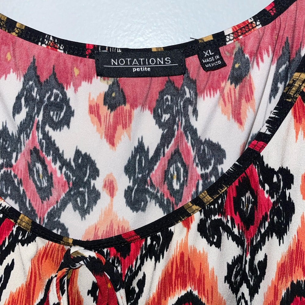 ♥️Notations Women's Multicolor Patterned Top - Picture 2 of 4